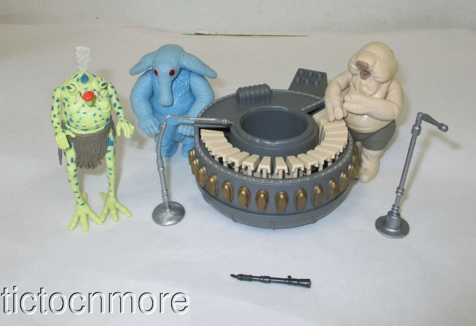 Sy Snootles & The Rebo Band sold
