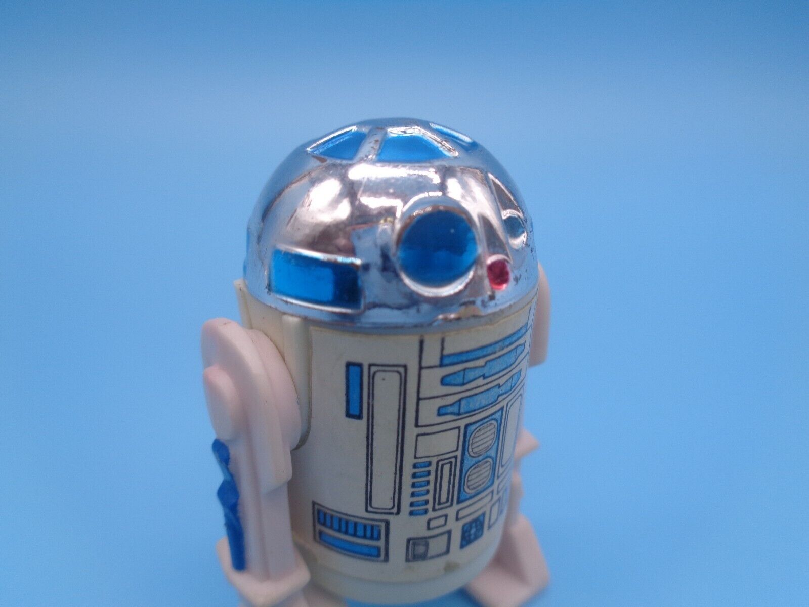 R2-D2 (Artoo-Detoo) sold