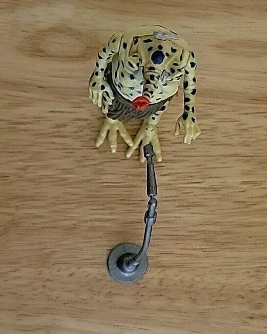 Sy Snootles sold