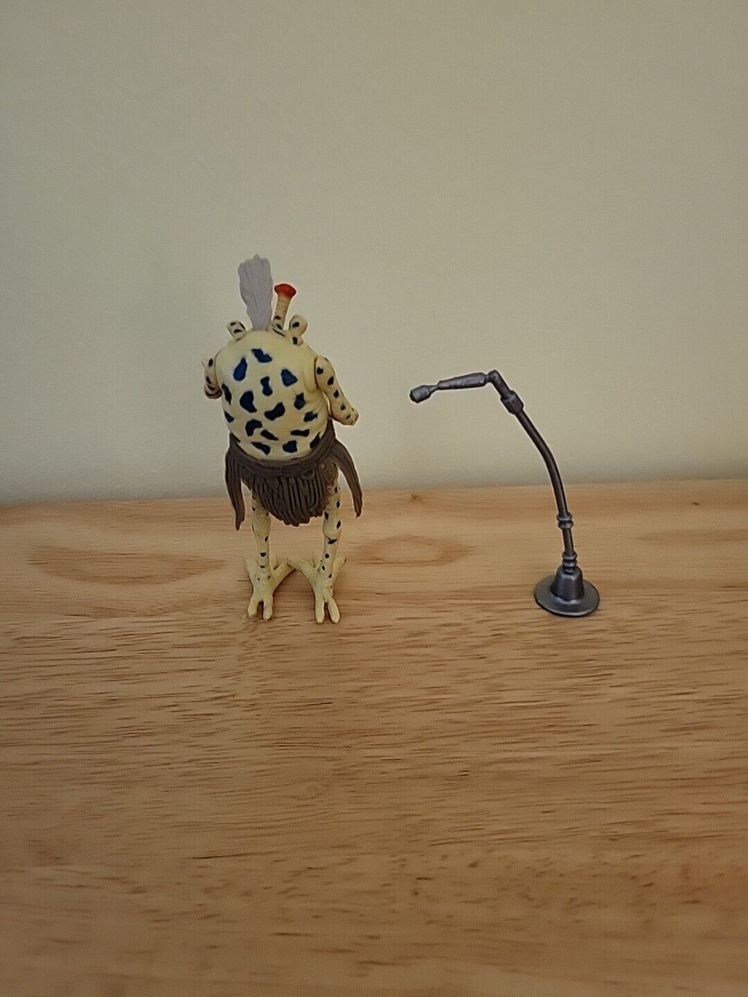 Sy Snootles sold