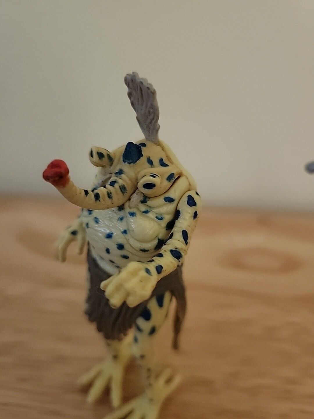 Sy Snootles sold
