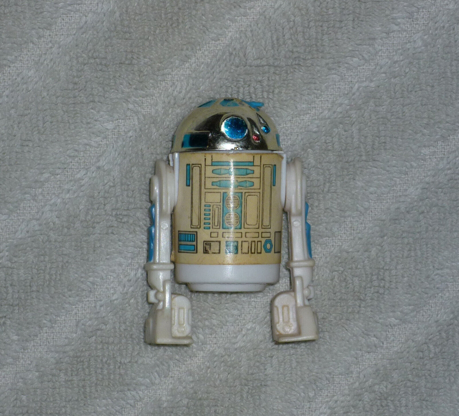 R2-D2 (Artoo-Detoo) (with Sensorscope) sold