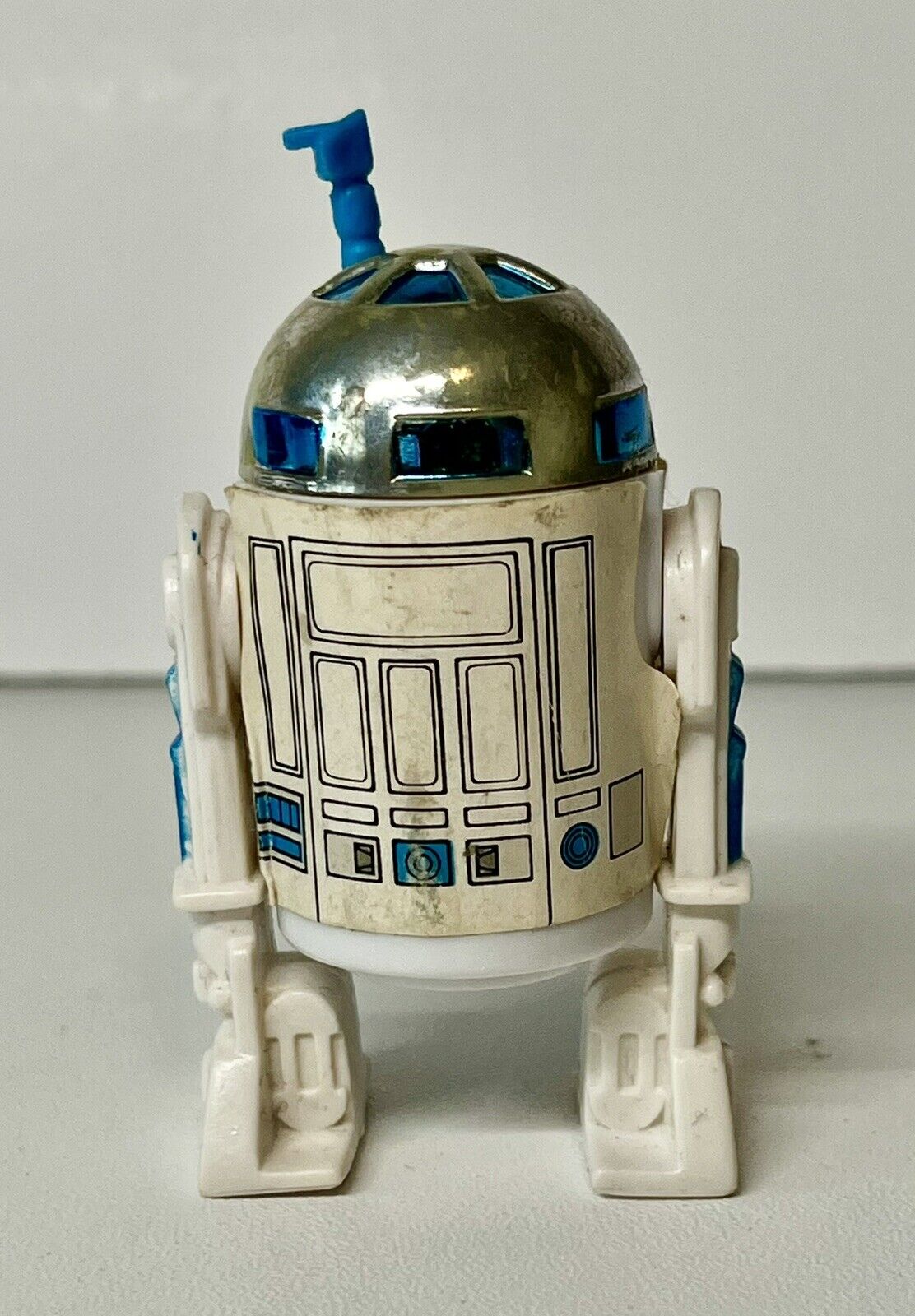 R2-D2 (Artoo-Detoo) (with Sensorscope) sold