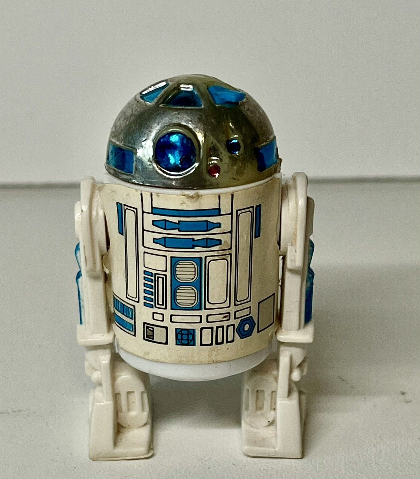 R2-D2 (Artoo-Detoo) (with Sensorscope) sold
