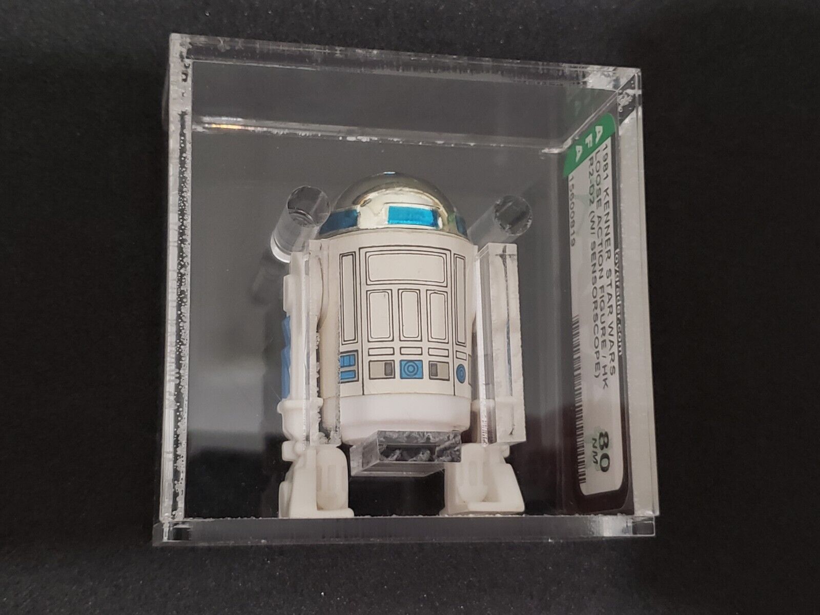 R2-D2 (Artoo-Detoo) (with Sensorscope) sold