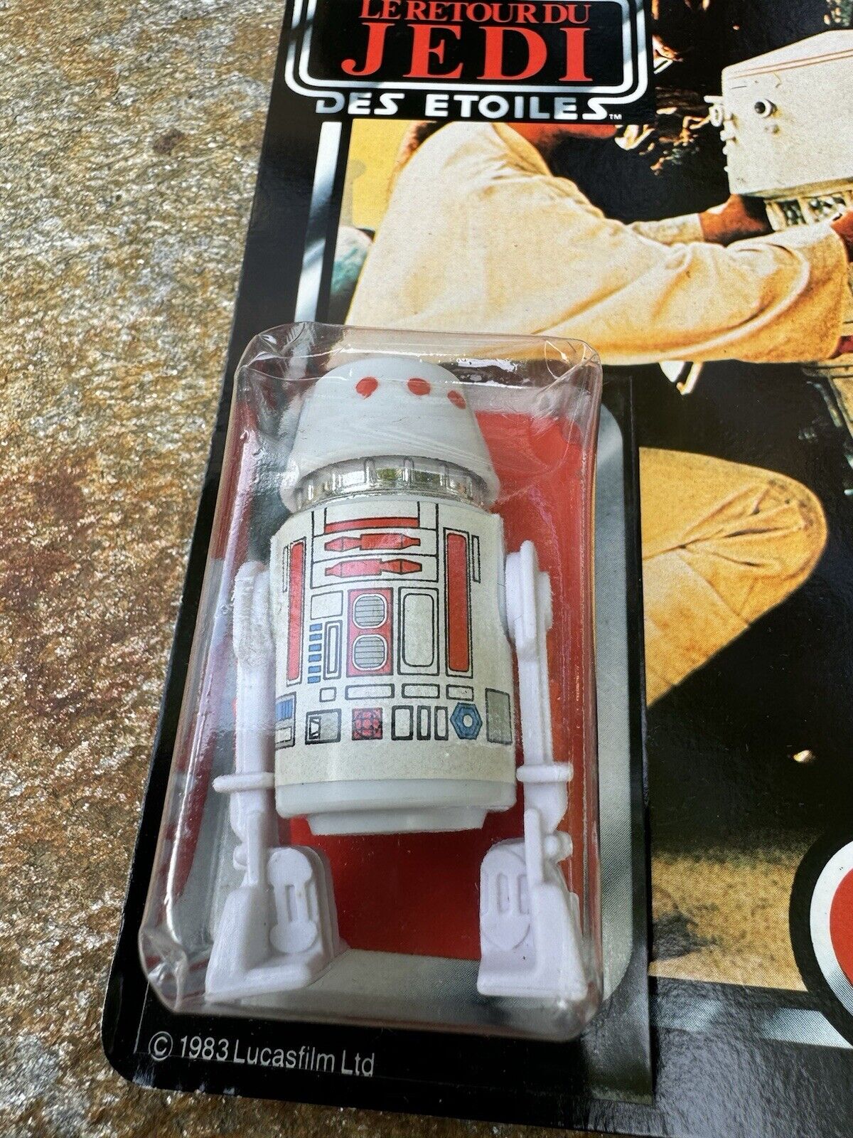 R5-D4 (Arfive-Defour) sold