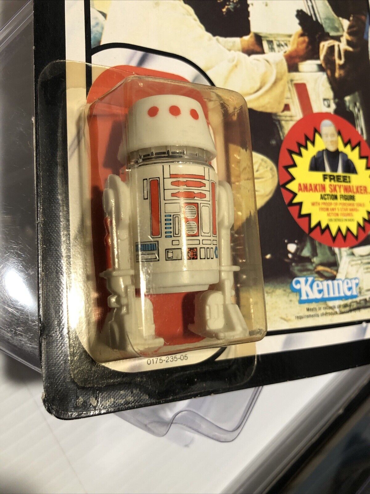 R5-D4 (Arfive-Defour) sold