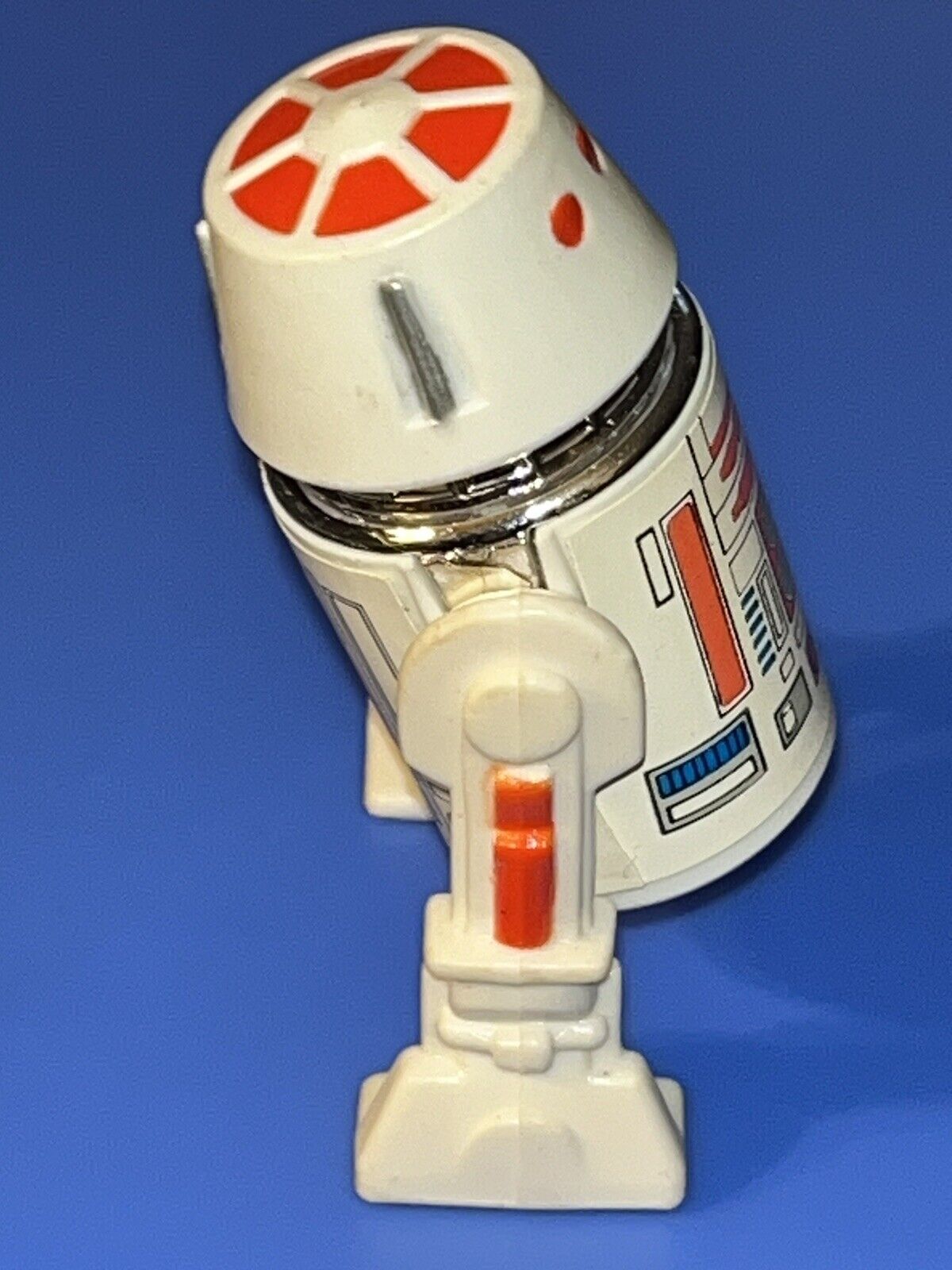 R5-D4 (Arfive-Defour) sold