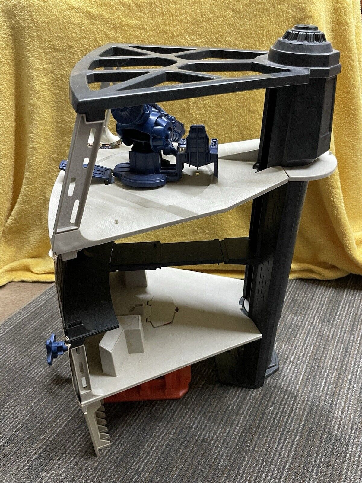 Death Star Space Station (Kenner) sold