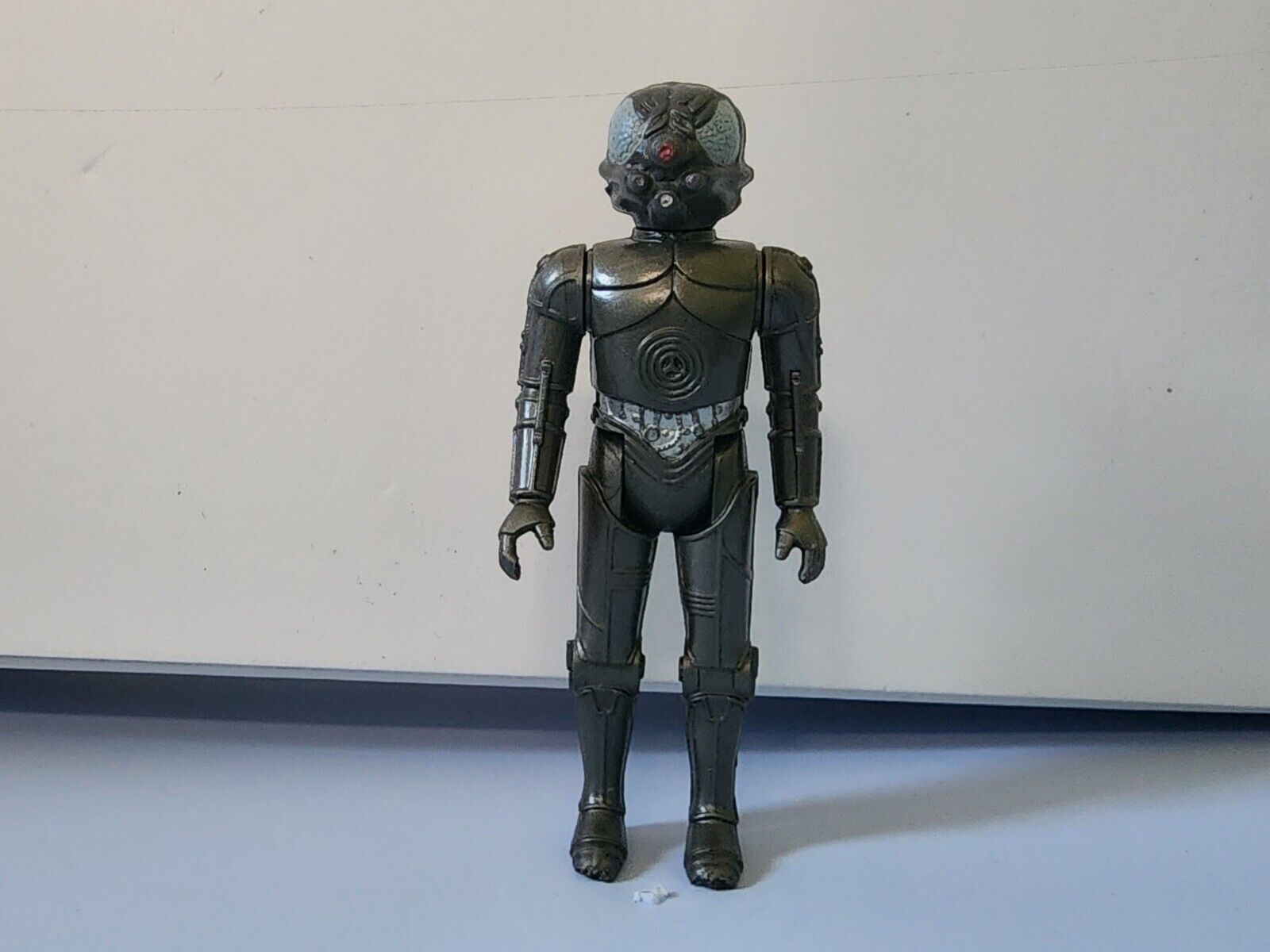 Zuckuss sold