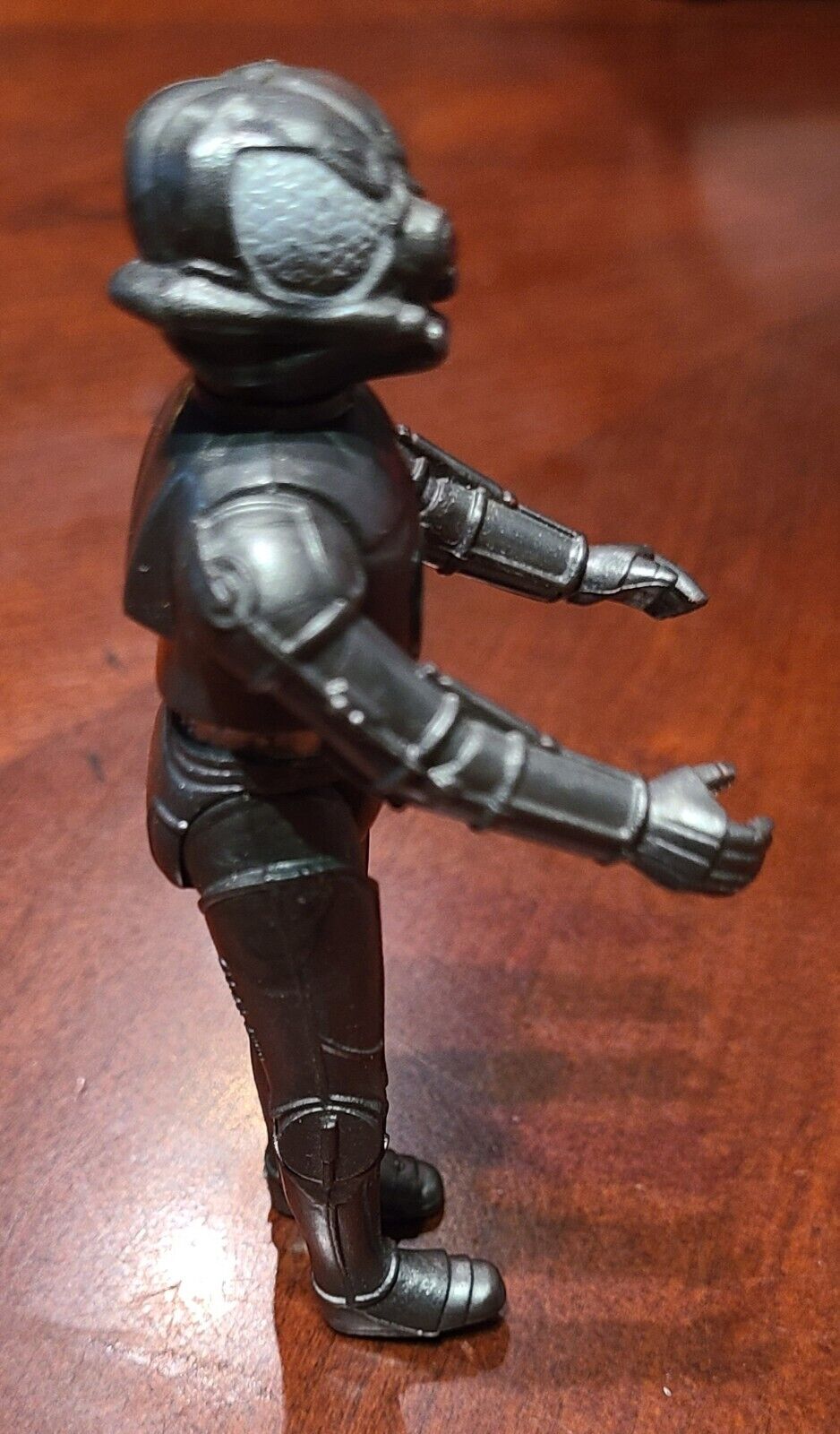 Zuckuss sold