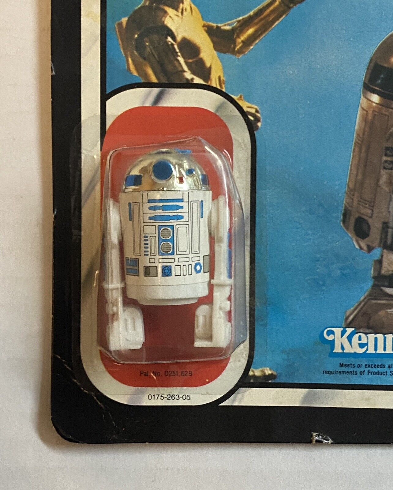 R2-D2 (Artoo-Detoo) (with Sensorscope) sold