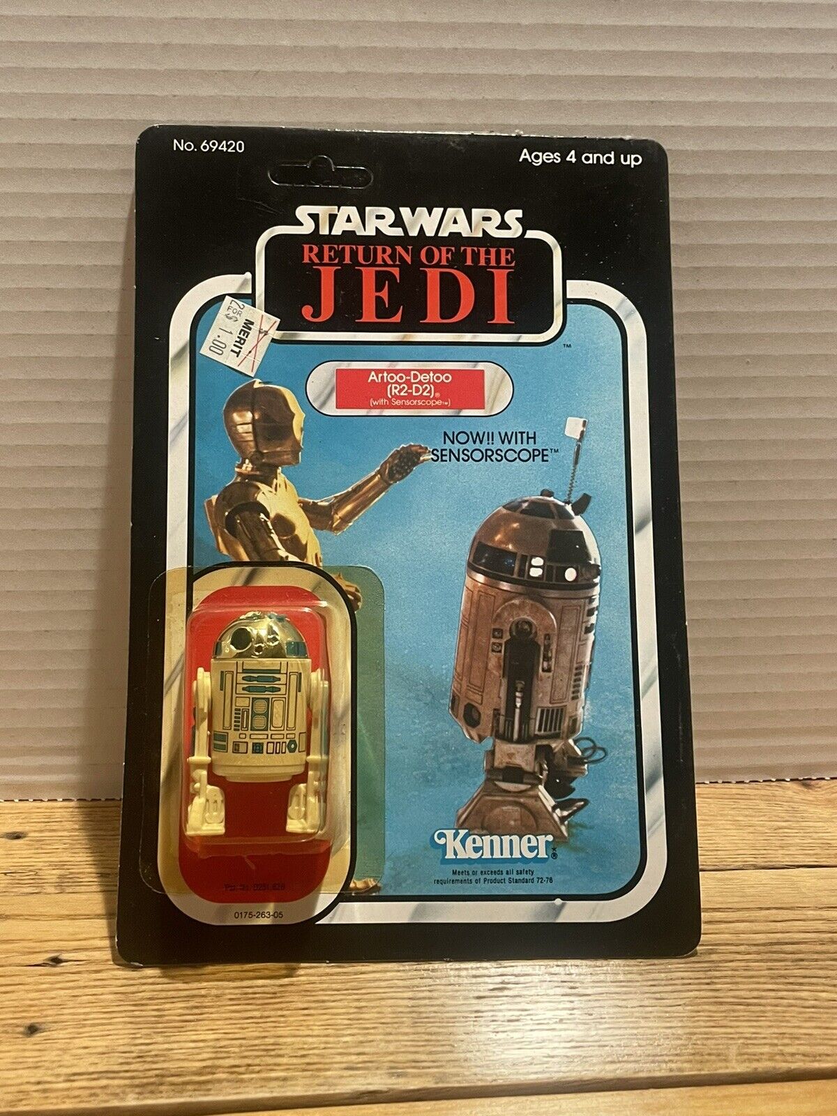 R2-D2 (Artoo-Detoo) (with Sensorscope) sold
