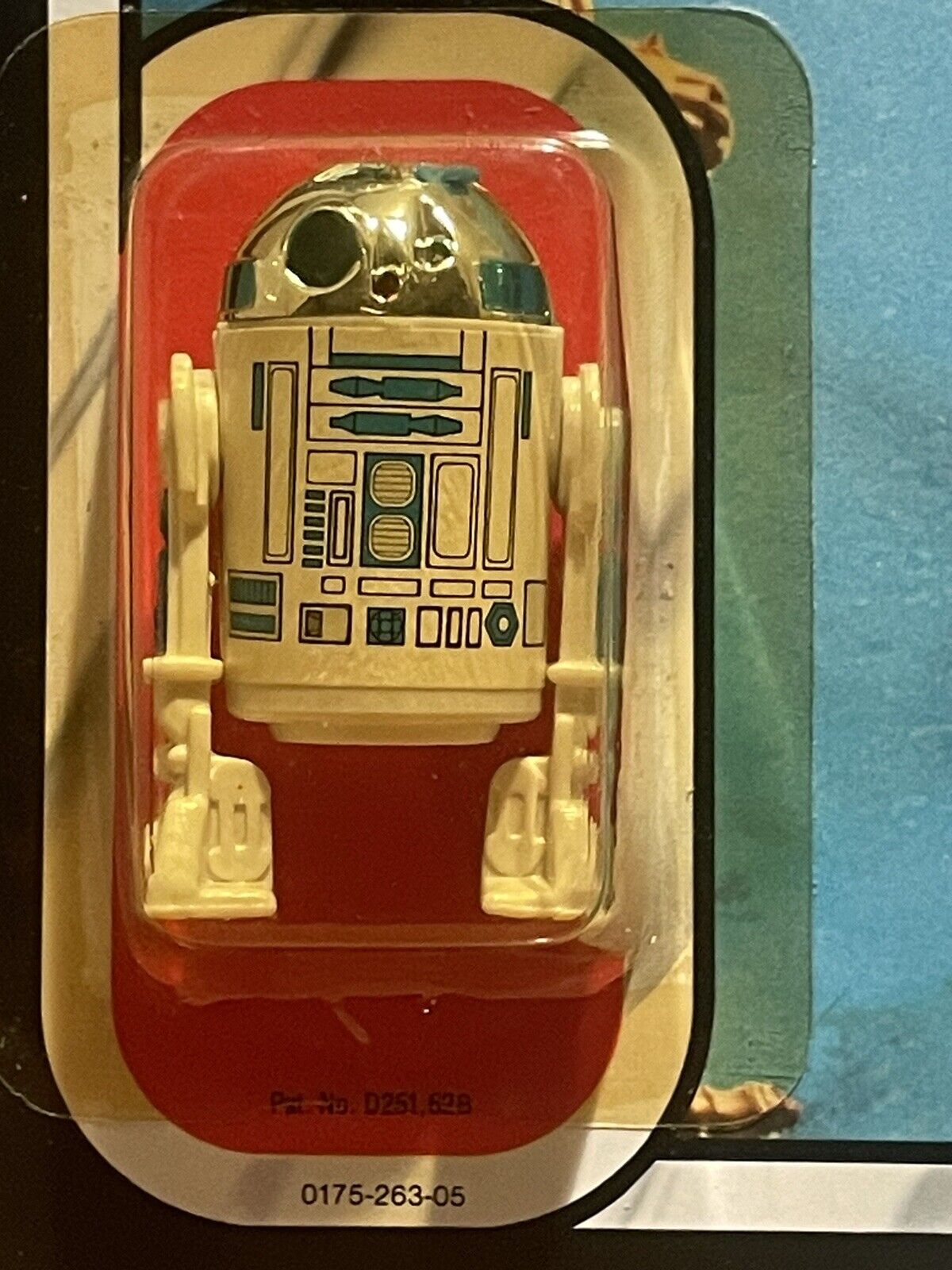 R2-D2 (Artoo-Detoo) (with Sensorscope) sold
