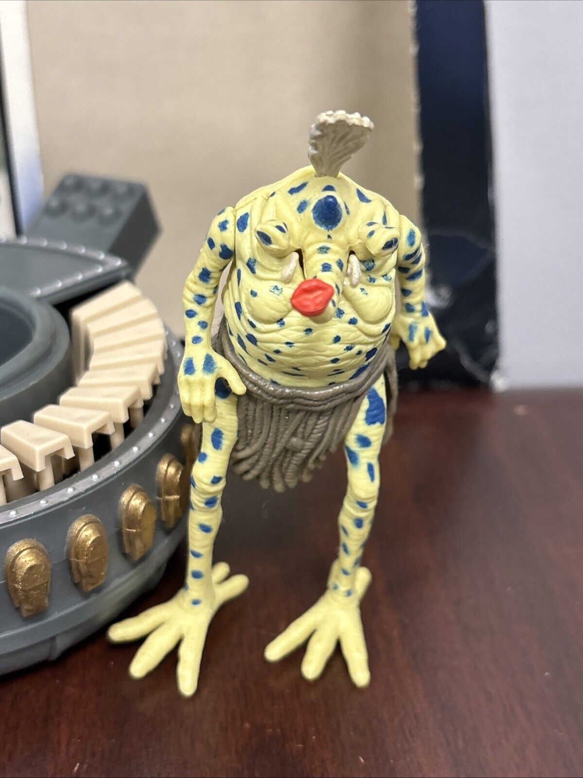 Sy Snootles & The Rebo Band sold