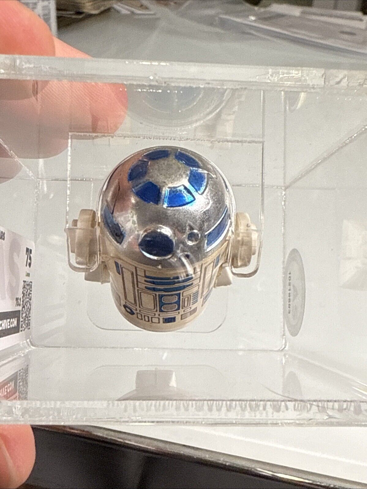 R2-D2 (Droid Factory) sold