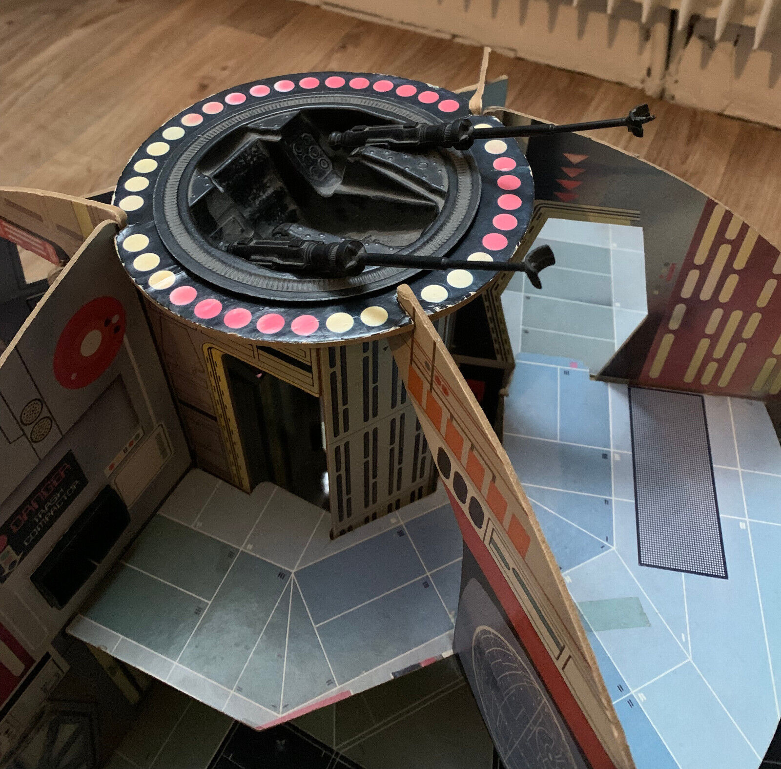 Death Star Playset (Palitoy) sold
