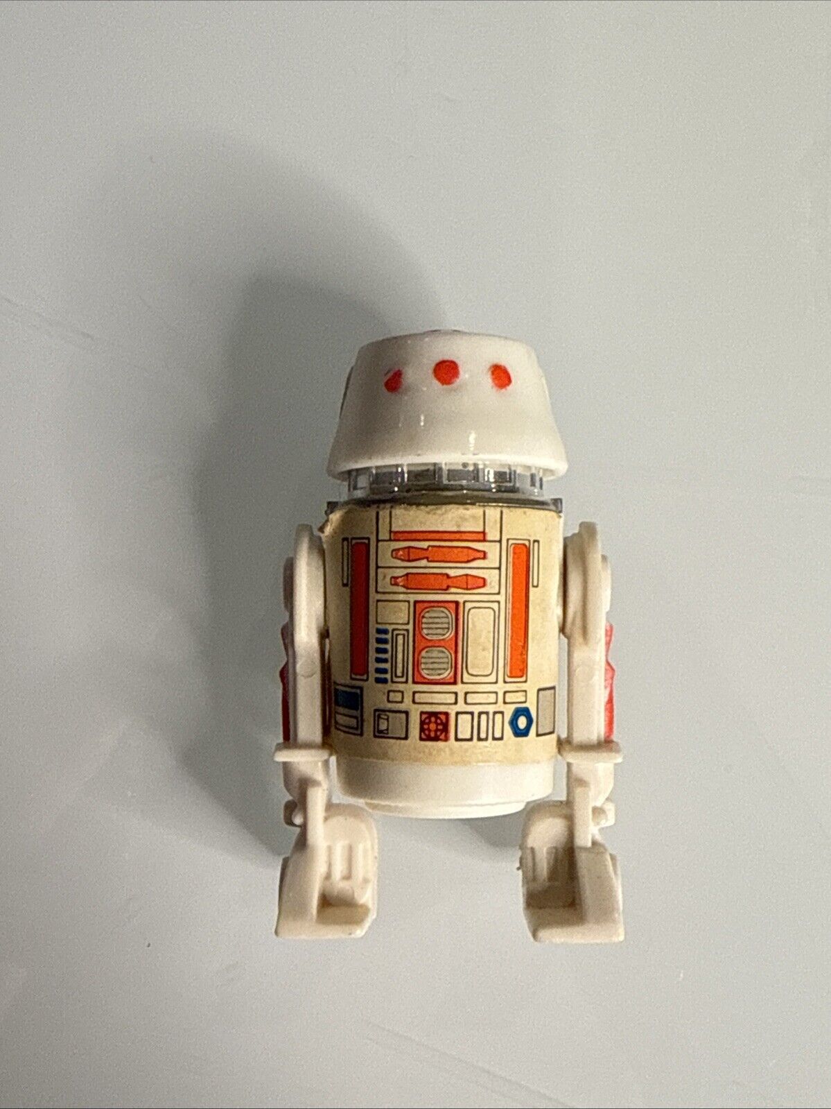 R5-D4 (Arfive-Defour) sold