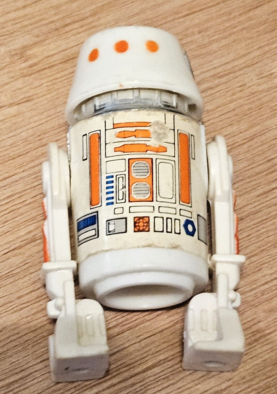 R5-D4 (Arfive-Defour) sold