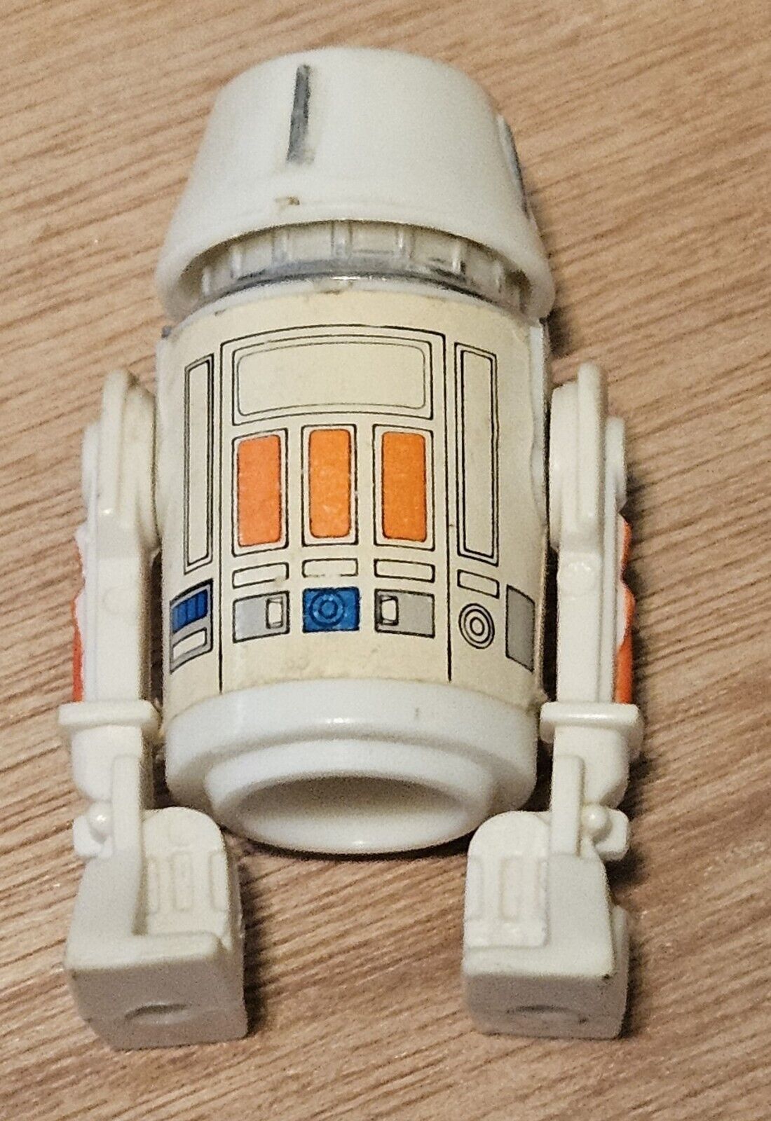 R5-D4 (Arfive-Defour) sold
