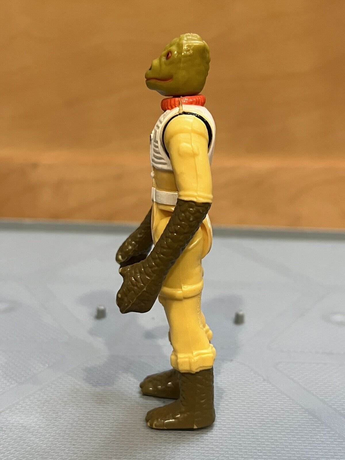 Bossk (Bounty Hunter) sold