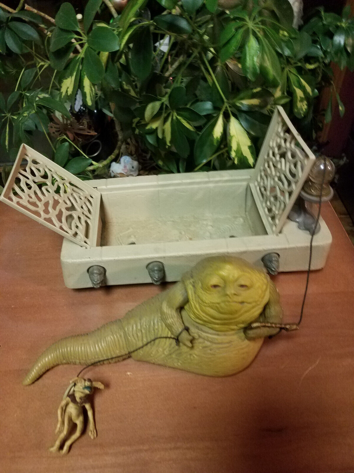 Jabba the Hutt Action Playset sold