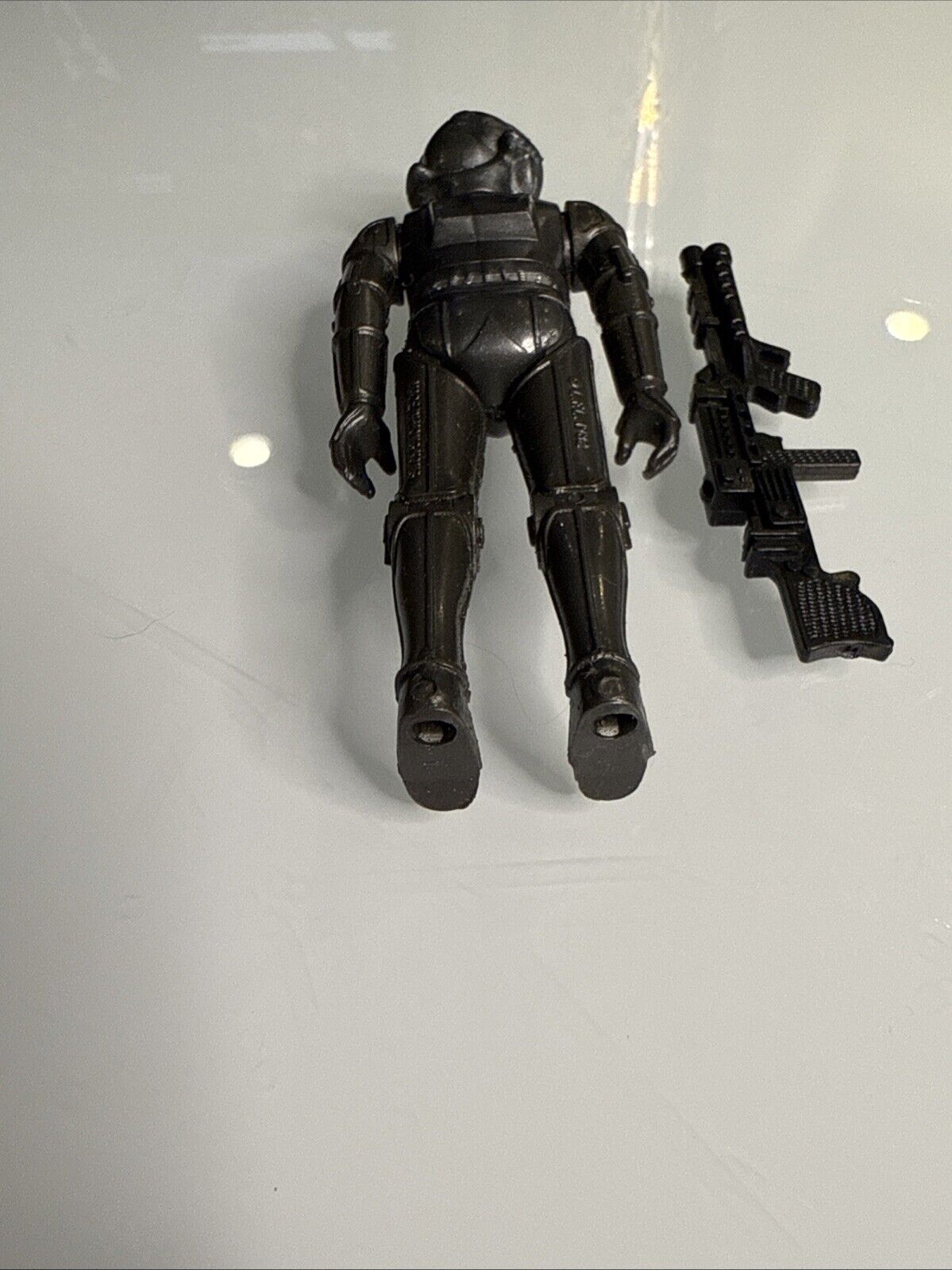 Zuckuss sold