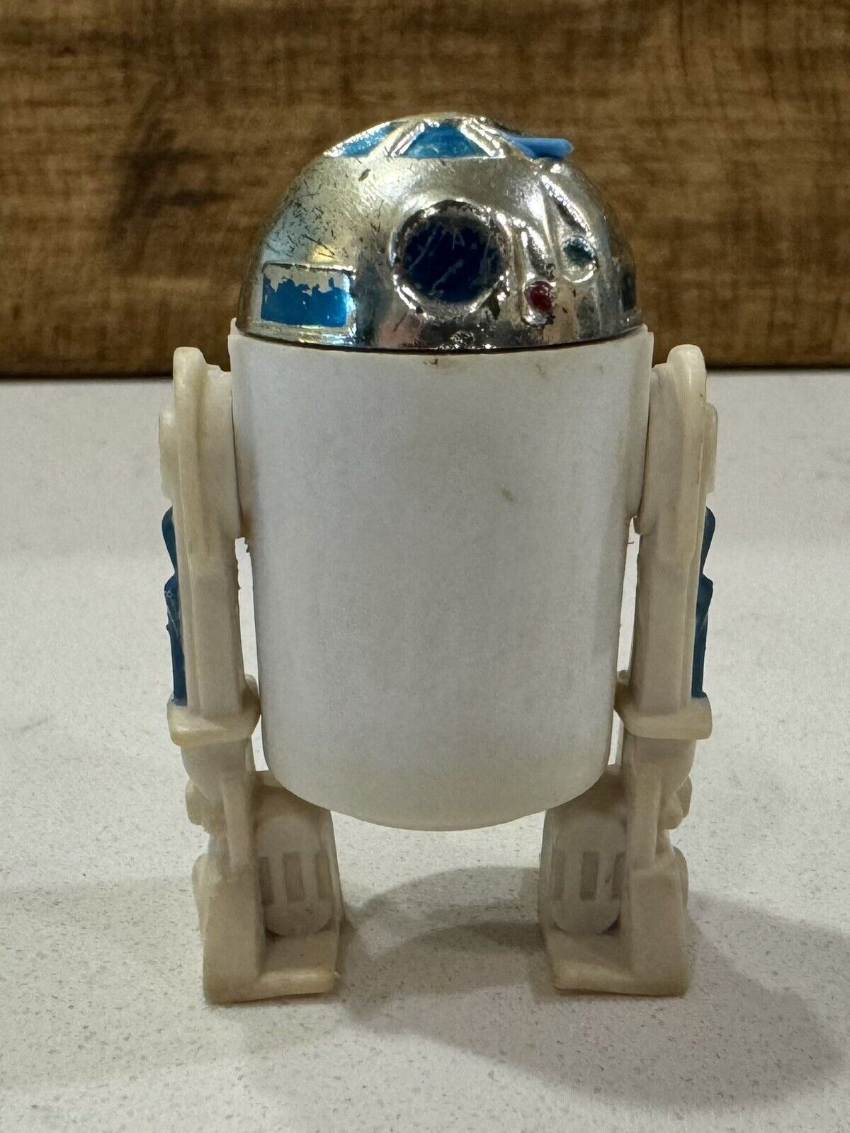 R2-D2 (Artoo-Detoo) (with Sensorscope) sold