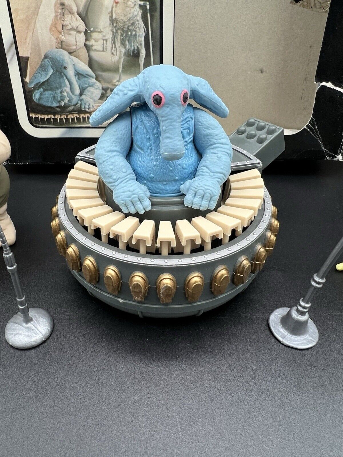 Sy Snootles & The Rebo Band sold