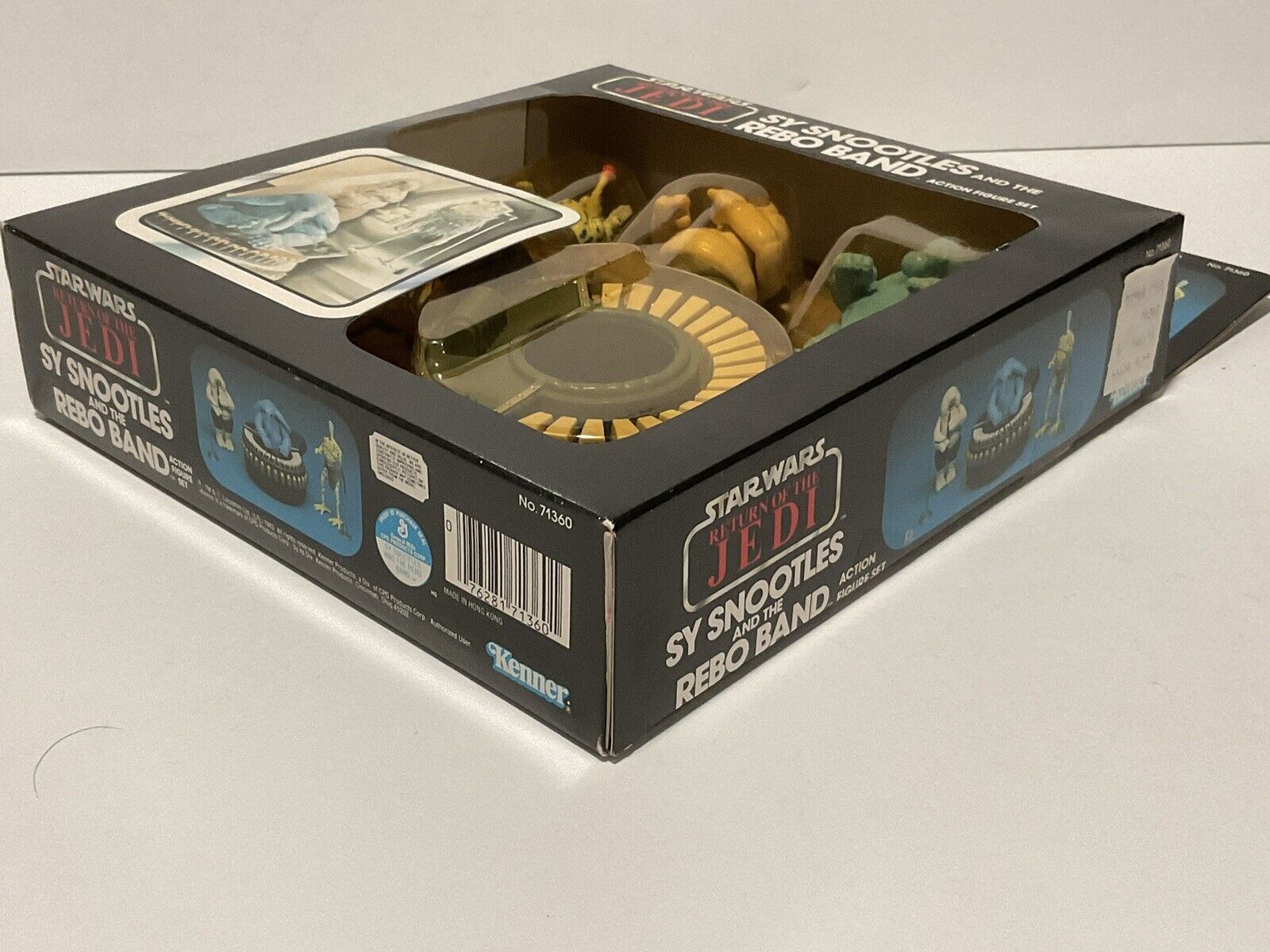 Sy Snootles & The Rebo Band sold