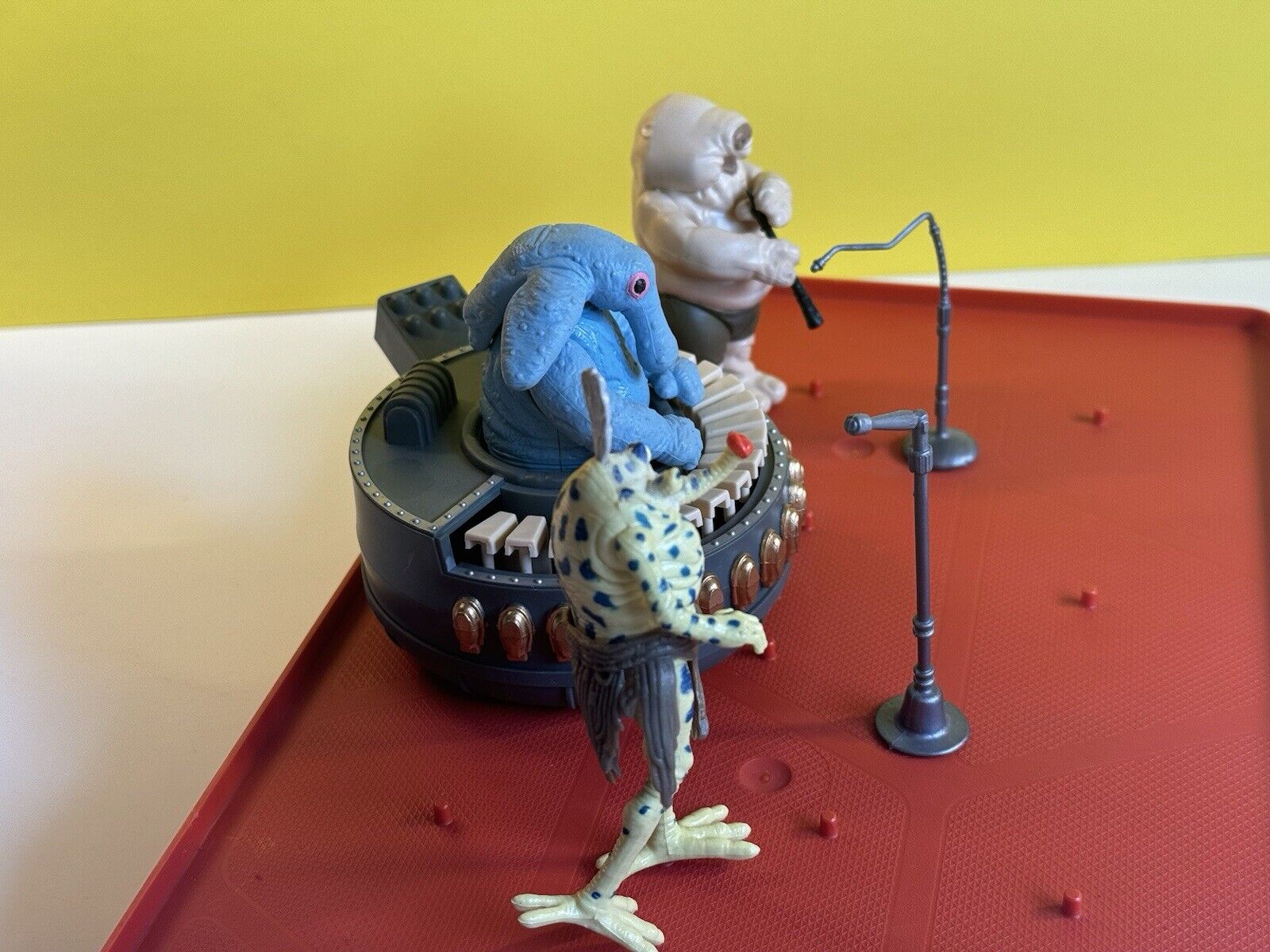 Sy Snootles & The Rebo Band sold