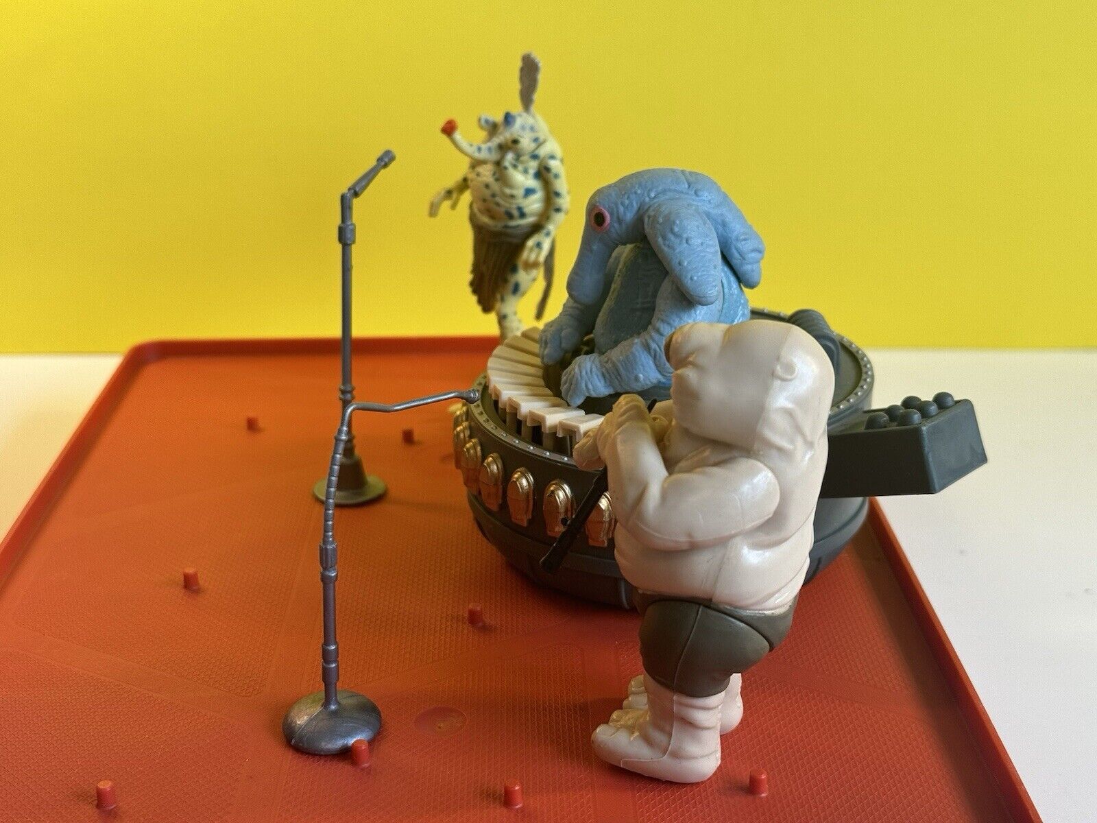 Sy Snootles & The Rebo Band sold