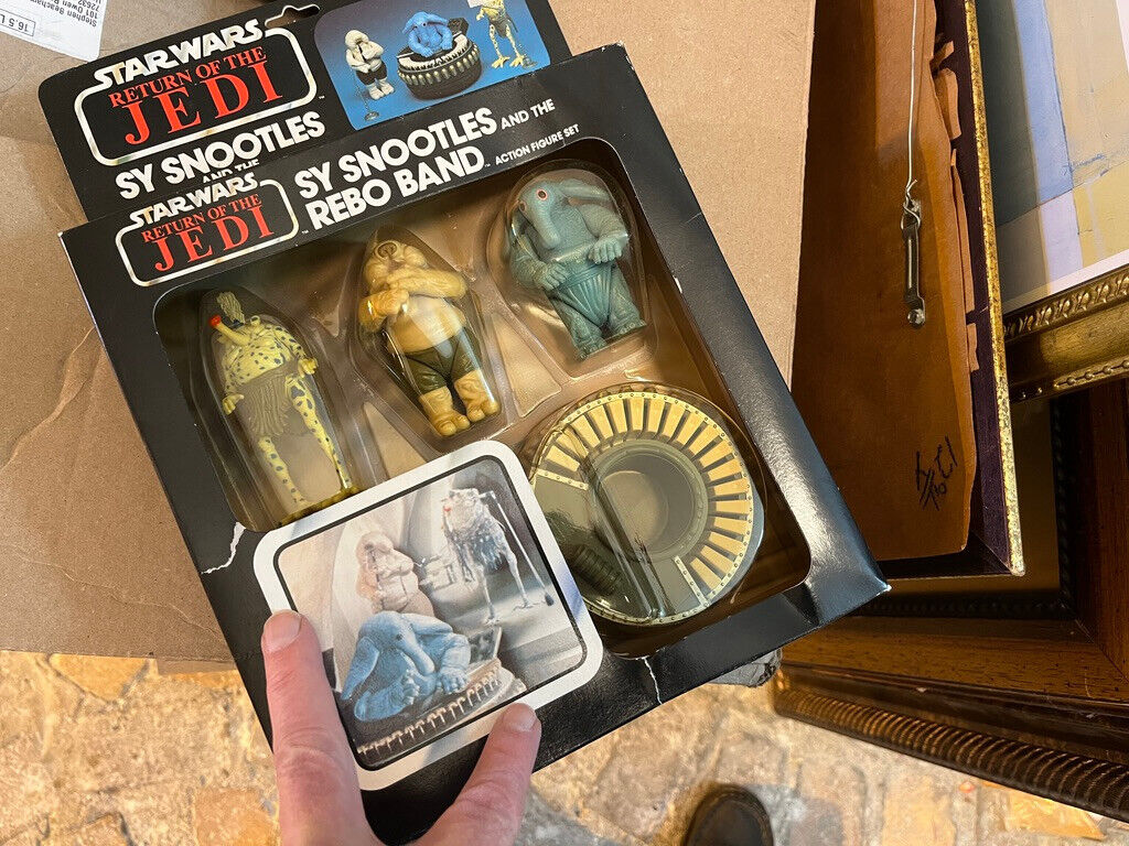 Sy Snootles & The Rebo Band sold
