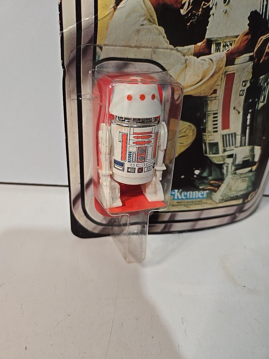 R5-D4 (Arfive-Defour) sold
