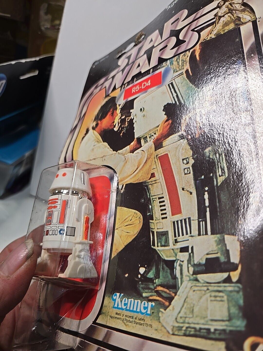 R5-D4 (Arfive-Defour) sold