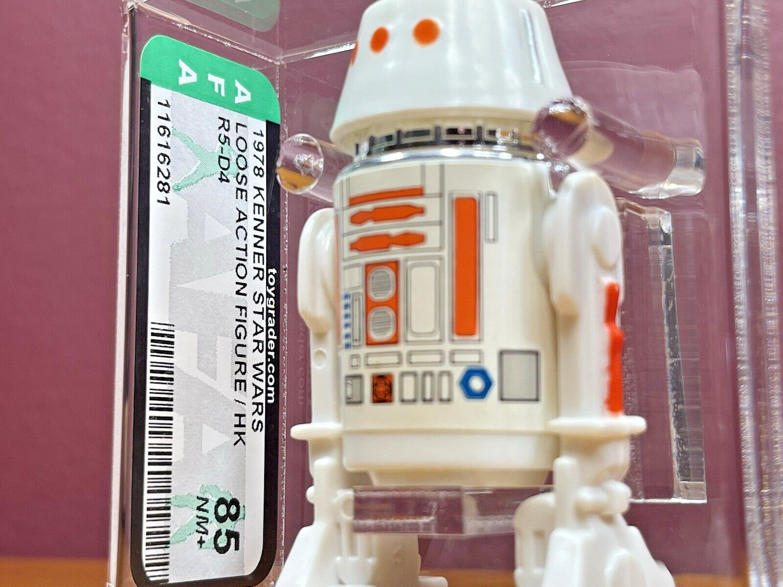 R5-D4 (Arfive-Defour) sold