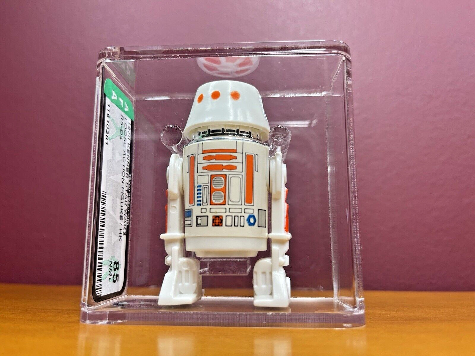 R5-D4 (Arfive-Defour) sold