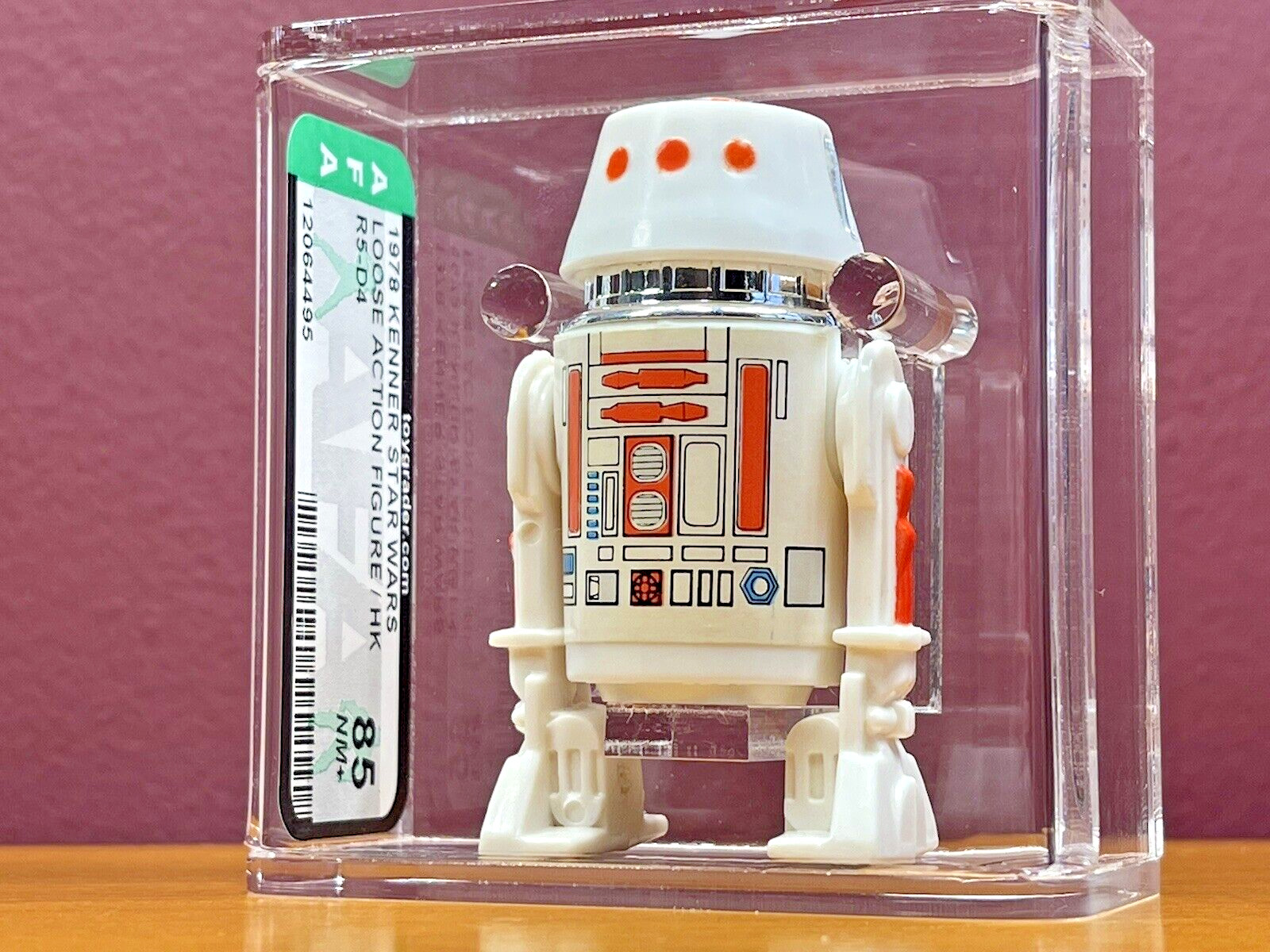 R5-D4 (Arfive-Defour) sold