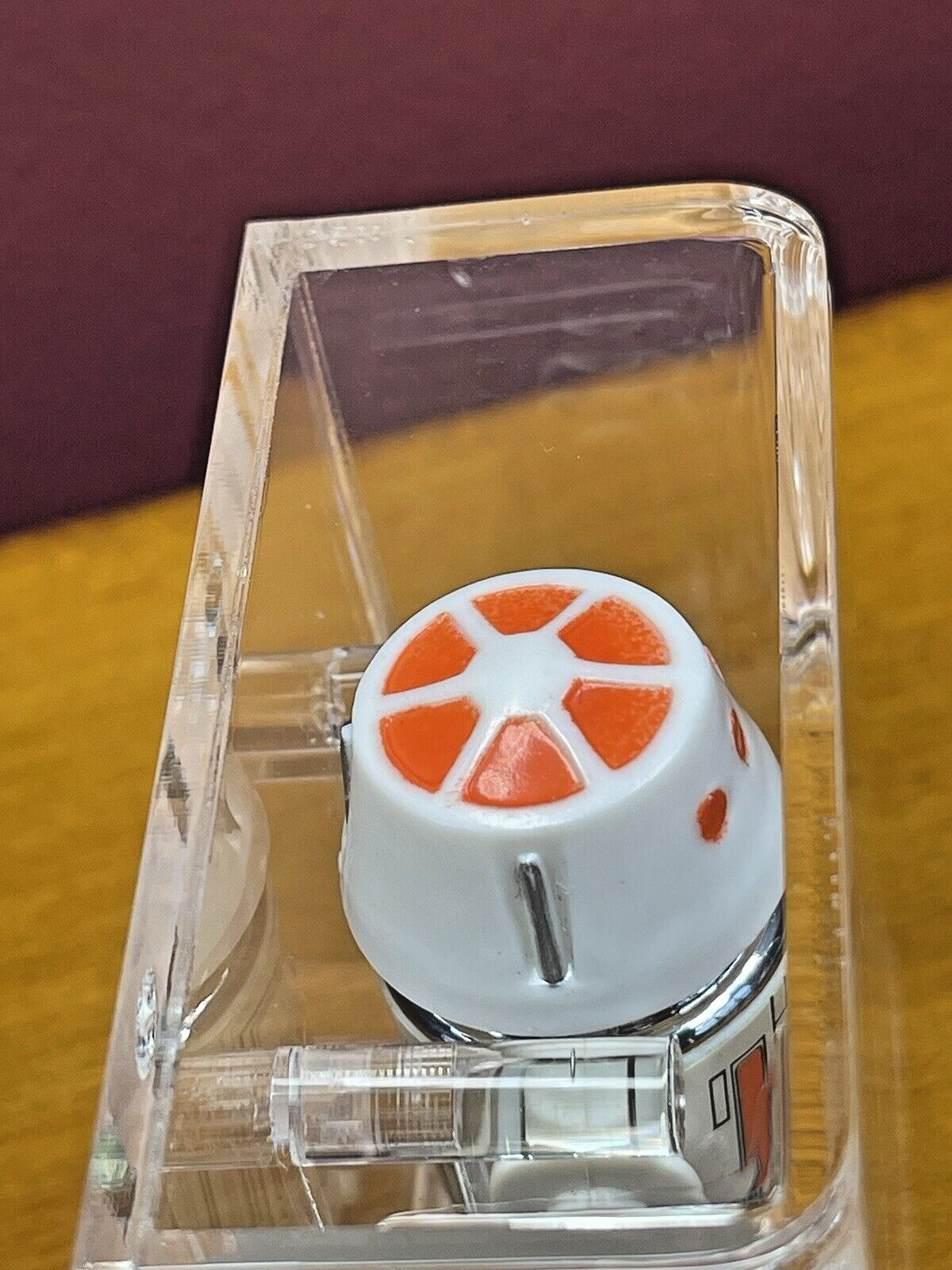 R5-D4 (Arfive-Defour) sold