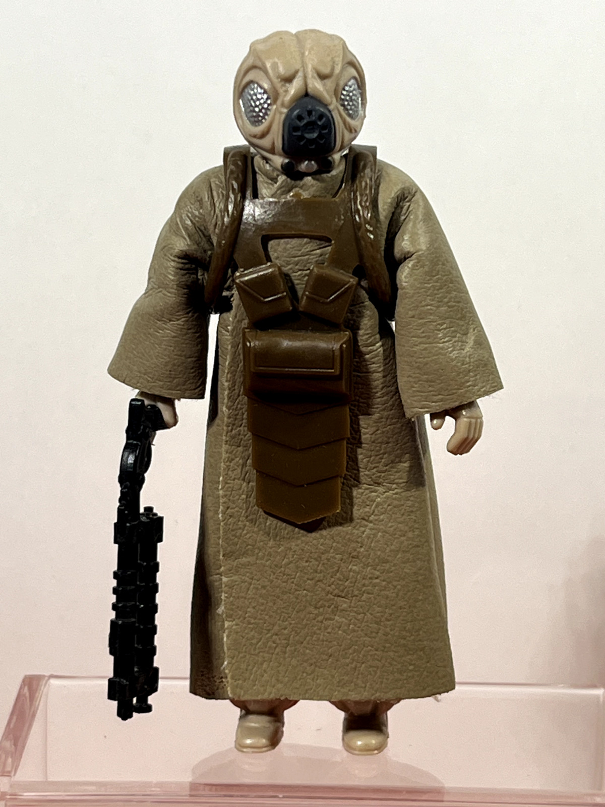 4-LOM sold