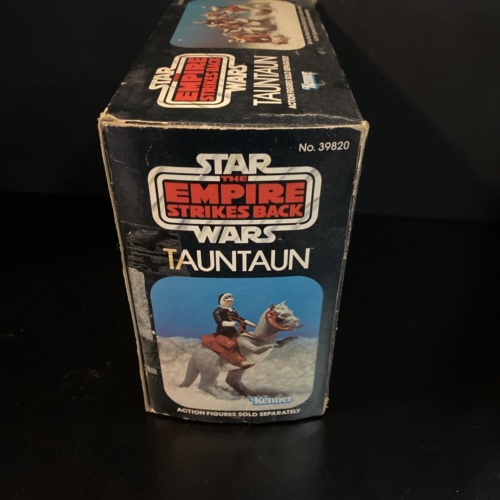 Tauntaun (closed belly) sold