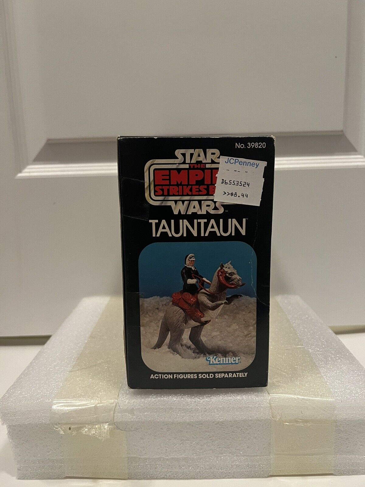 Tauntaun (closed belly) sold