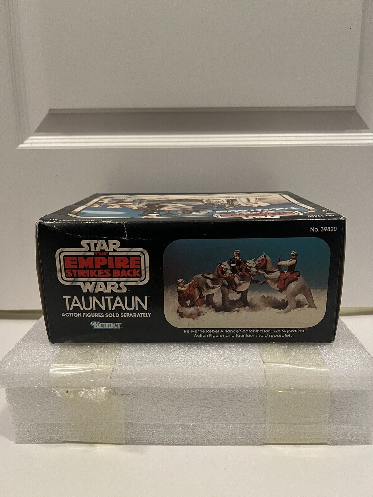 Tauntaun (closed belly) sold