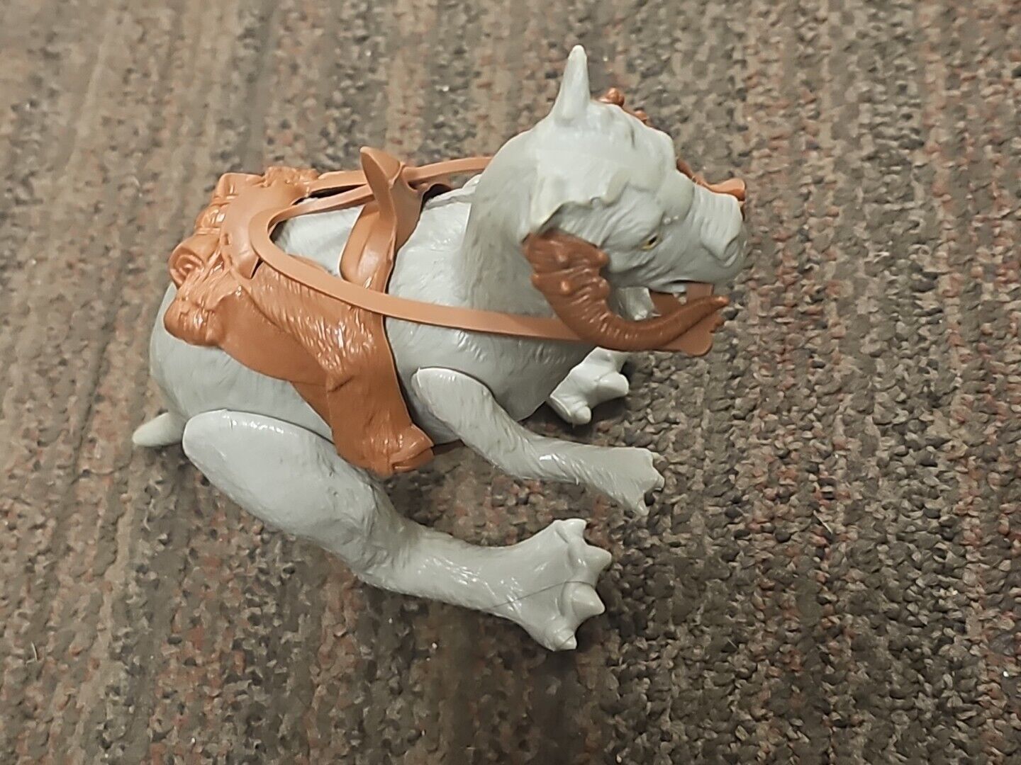 Tauntaun (closed belly) sold