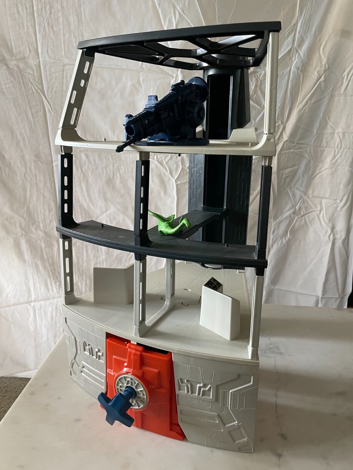 Death Star Space Station (Kenner) sold