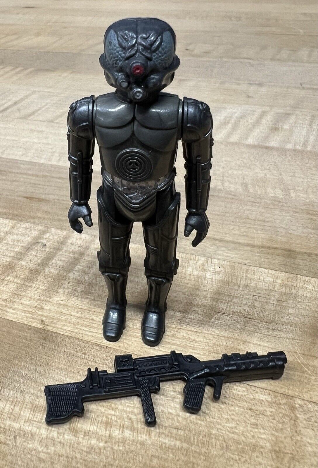 Zuckuss sold