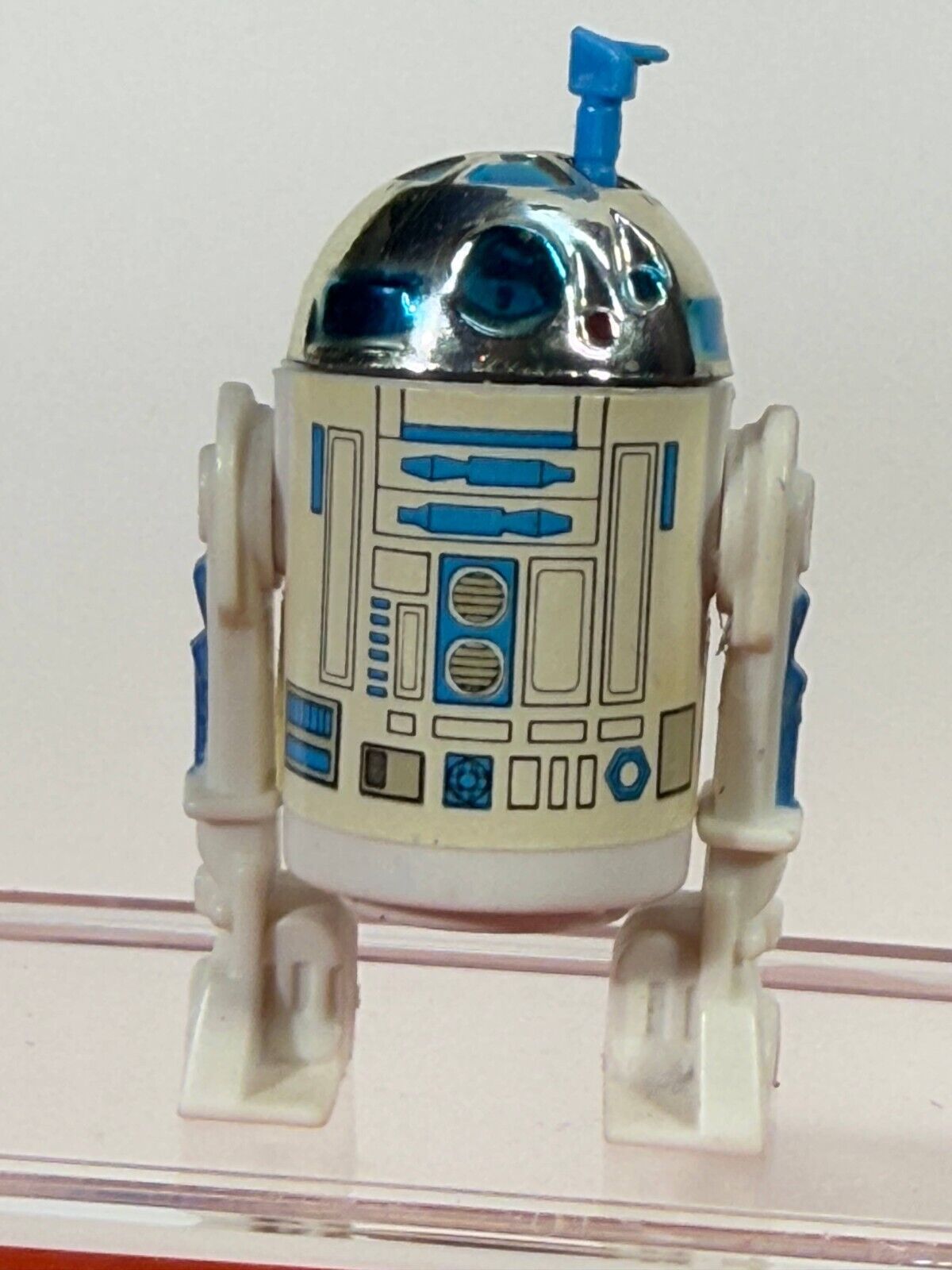 R2-D2 (Artoo-Detoo) (with Sensorscope) sold