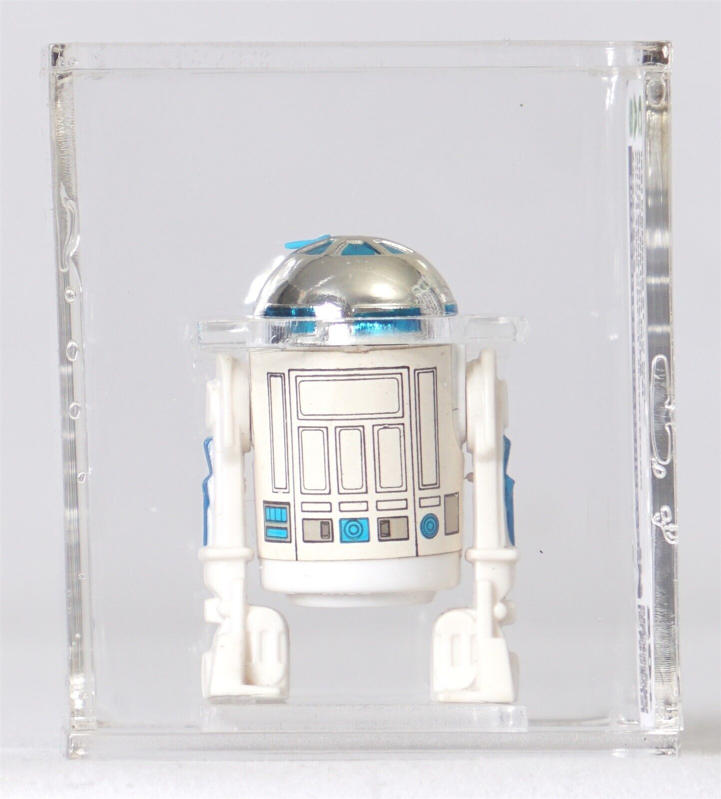 R2-D2 (Artoo-Detoo) (with Sensorscope) sold