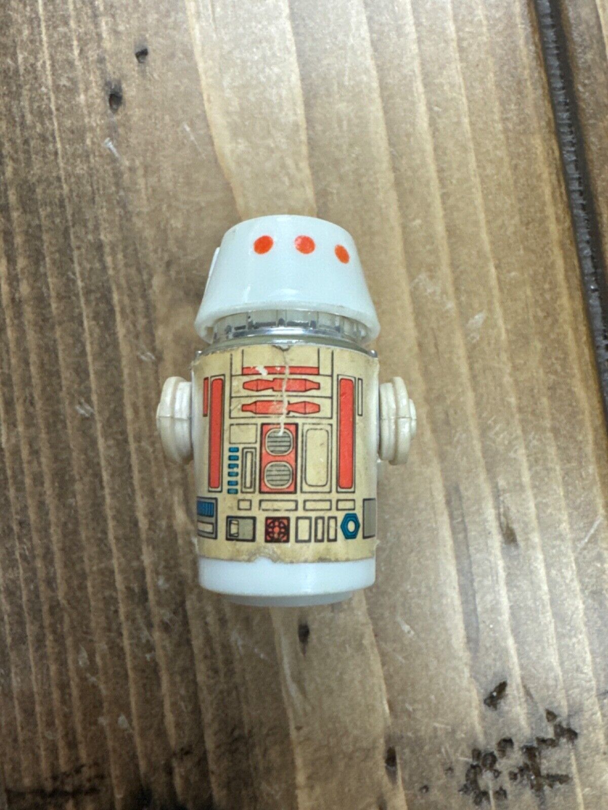 R5-D4 (Arfive-Defour) sold