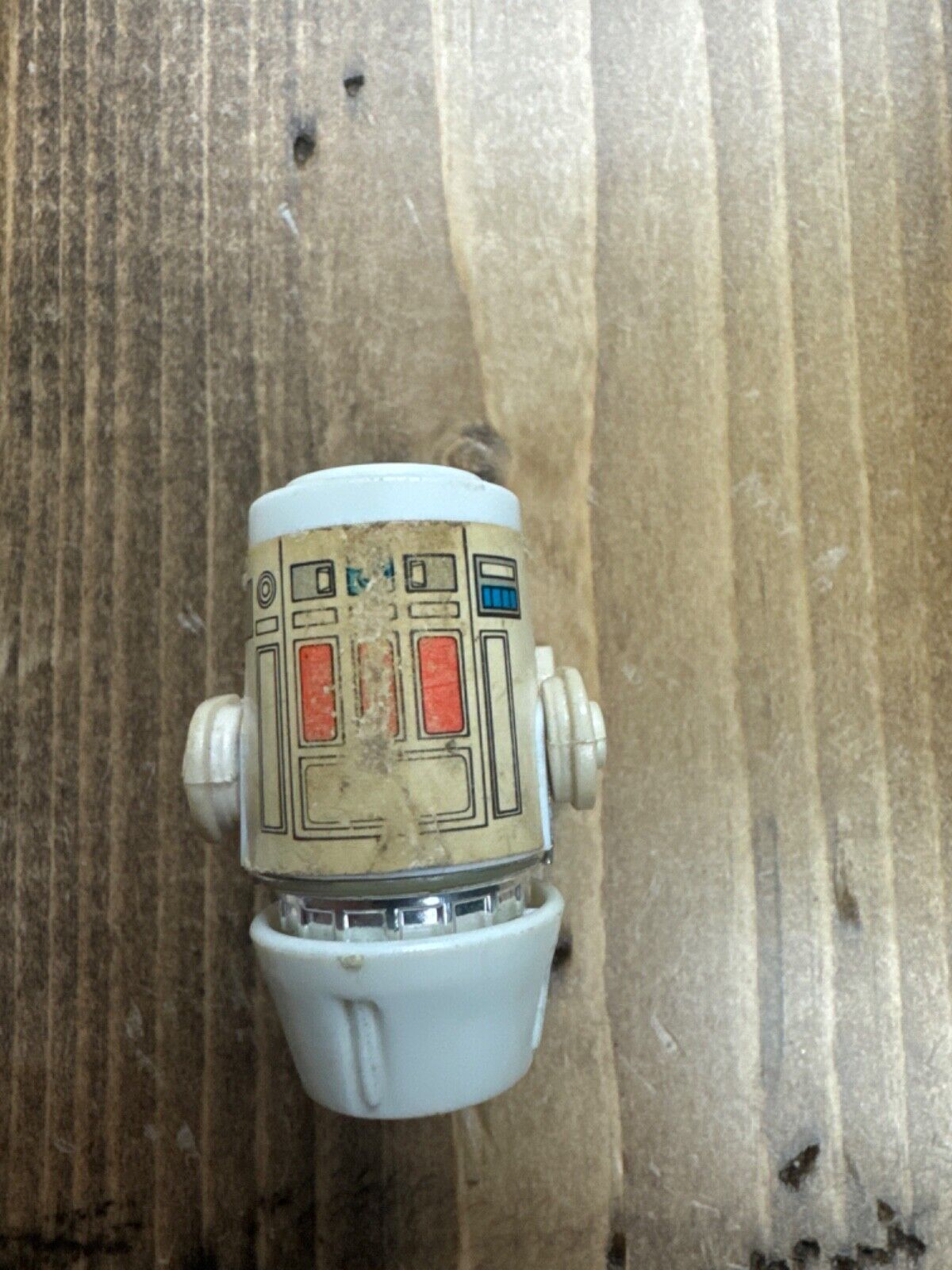 R5-D4 (Arfive-Defour) sold